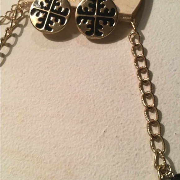 Cute J creative charm necklace - Picture 4 of 5